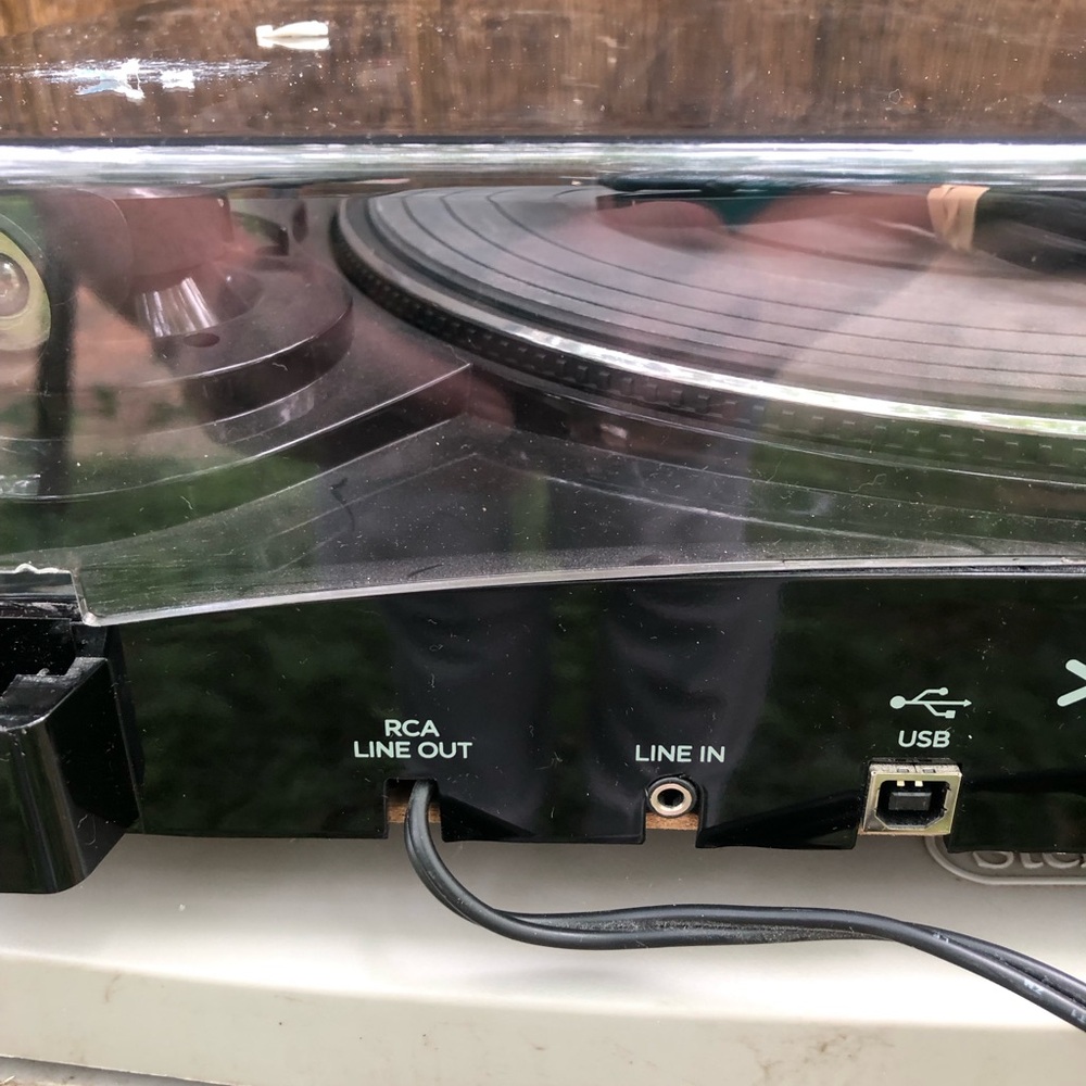 ION Audio Profile Pro USB Turntable - Picture 5 of 7